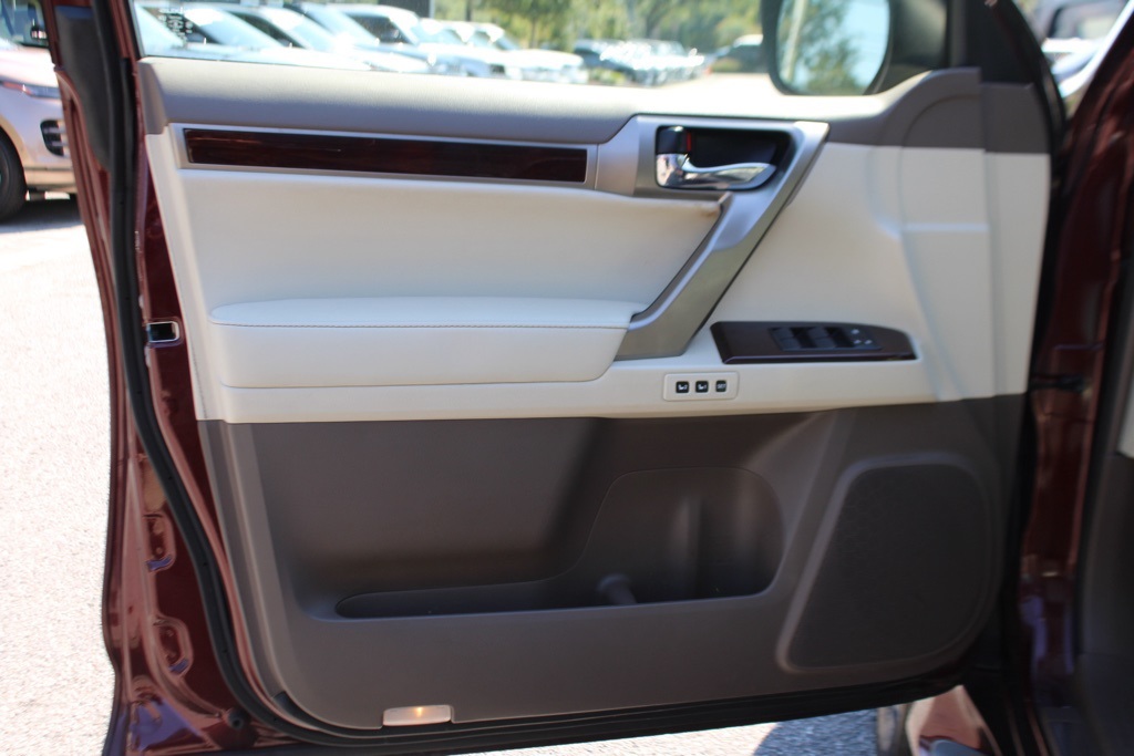 2017 Lexus GX 460 photo 6