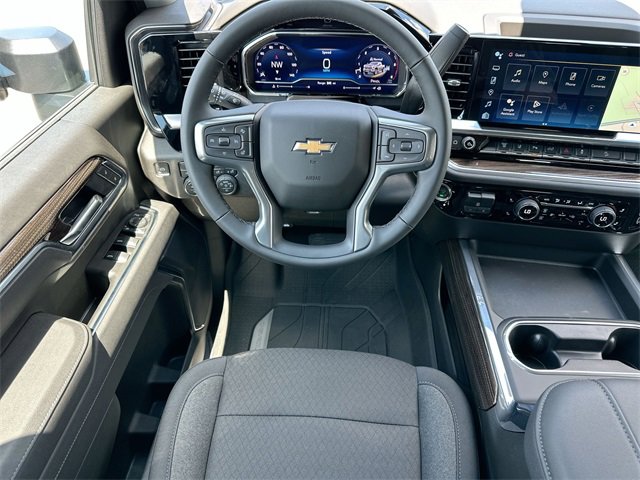2025 Chevrolet Silverado 2500HD LT photo 18