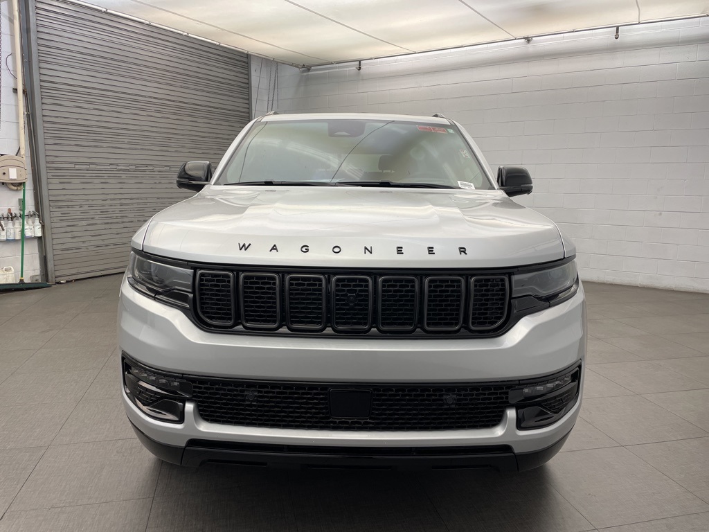 2025 Jeep Wagoneer L Series II photo 7