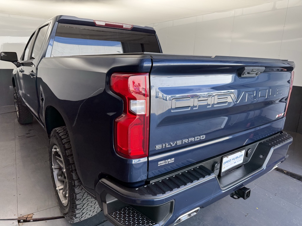 2022 Chevrolet Silverado 1500 RST photo 3