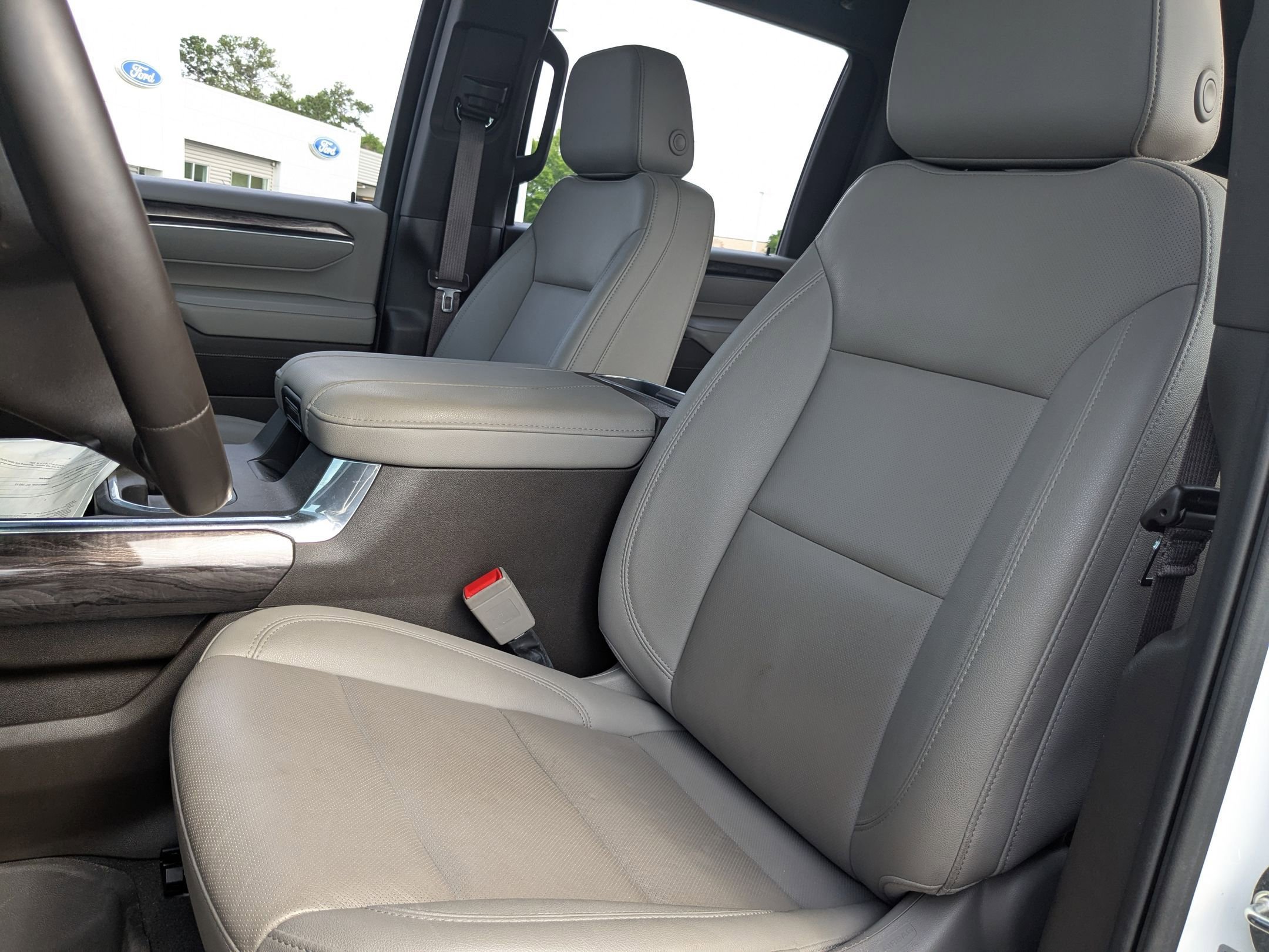 2024 Chevrolet Silverado 2500HD LTZ photo 14