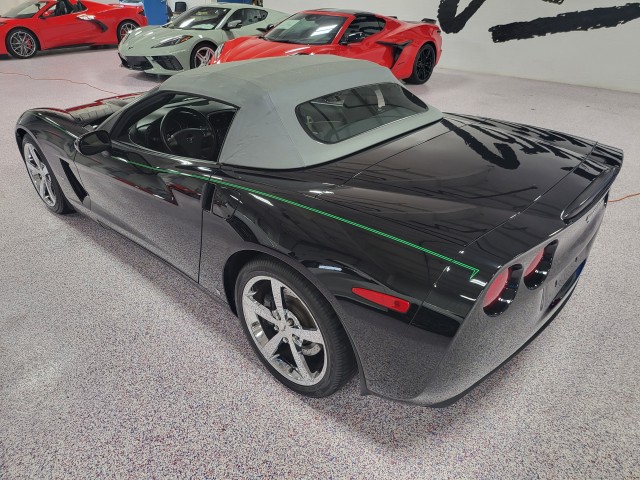 2008 Chevrolet Corvette 3LT photo 25