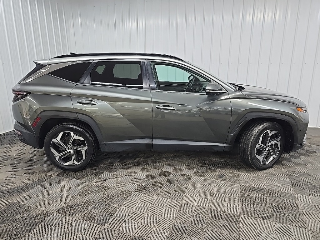2022 Hyundai Tucson Limited photo 2