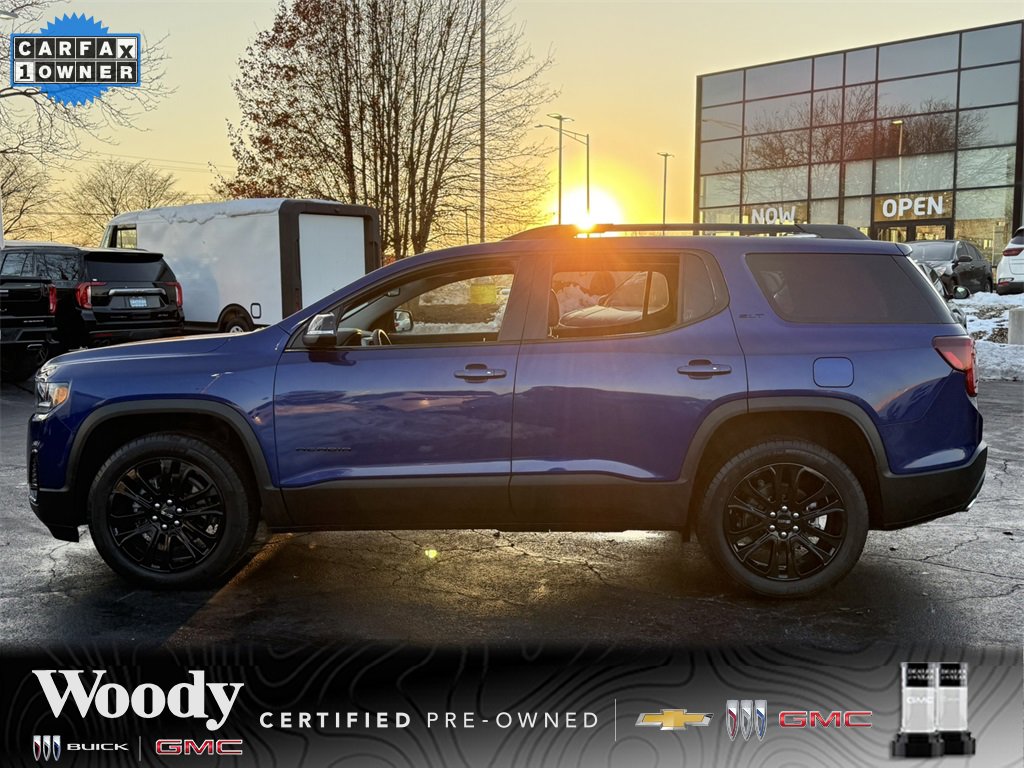 2023 GMC ACADIA - Image 4