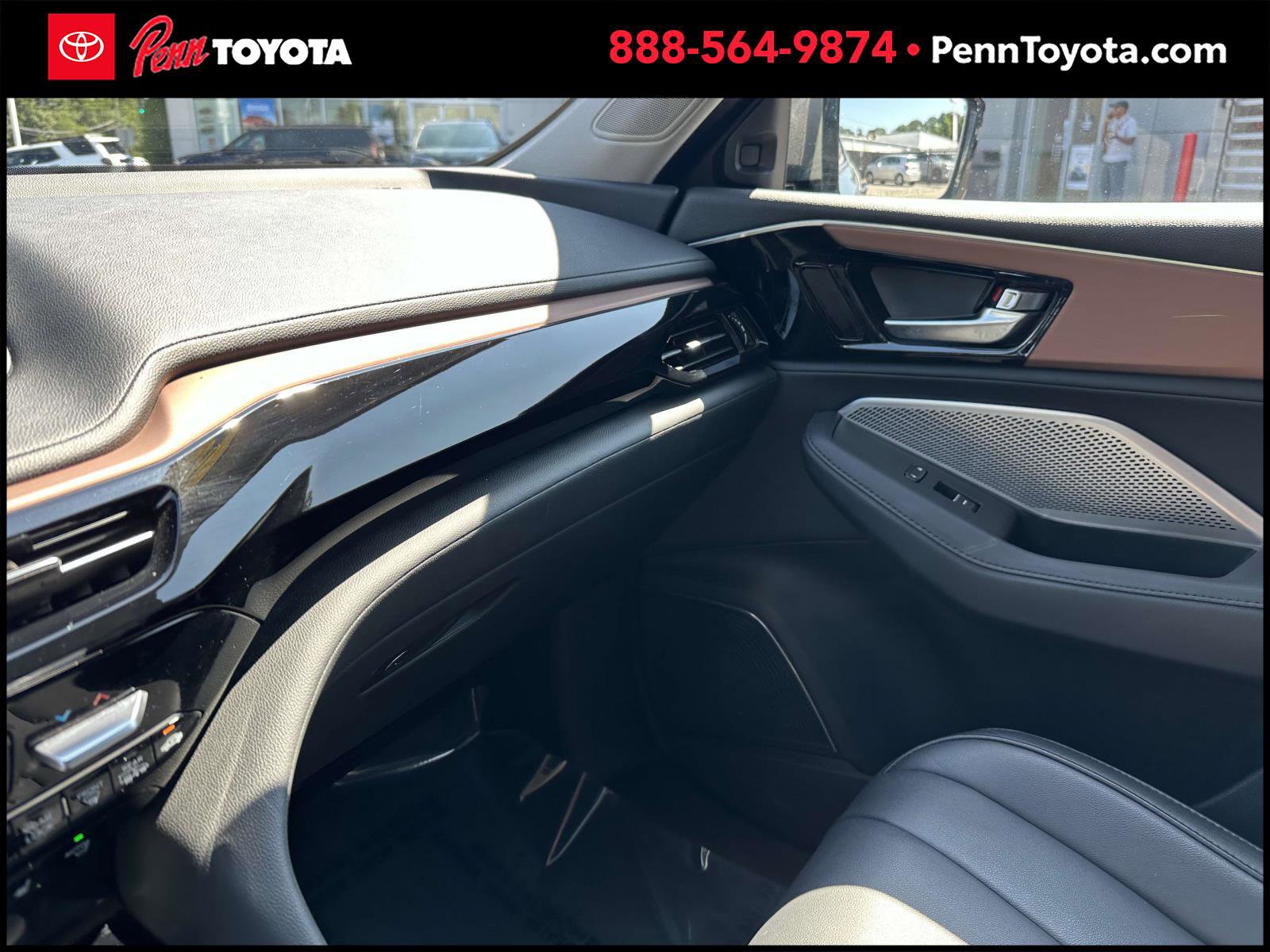 2022 Acura MDX Base SH-AWD photo 24