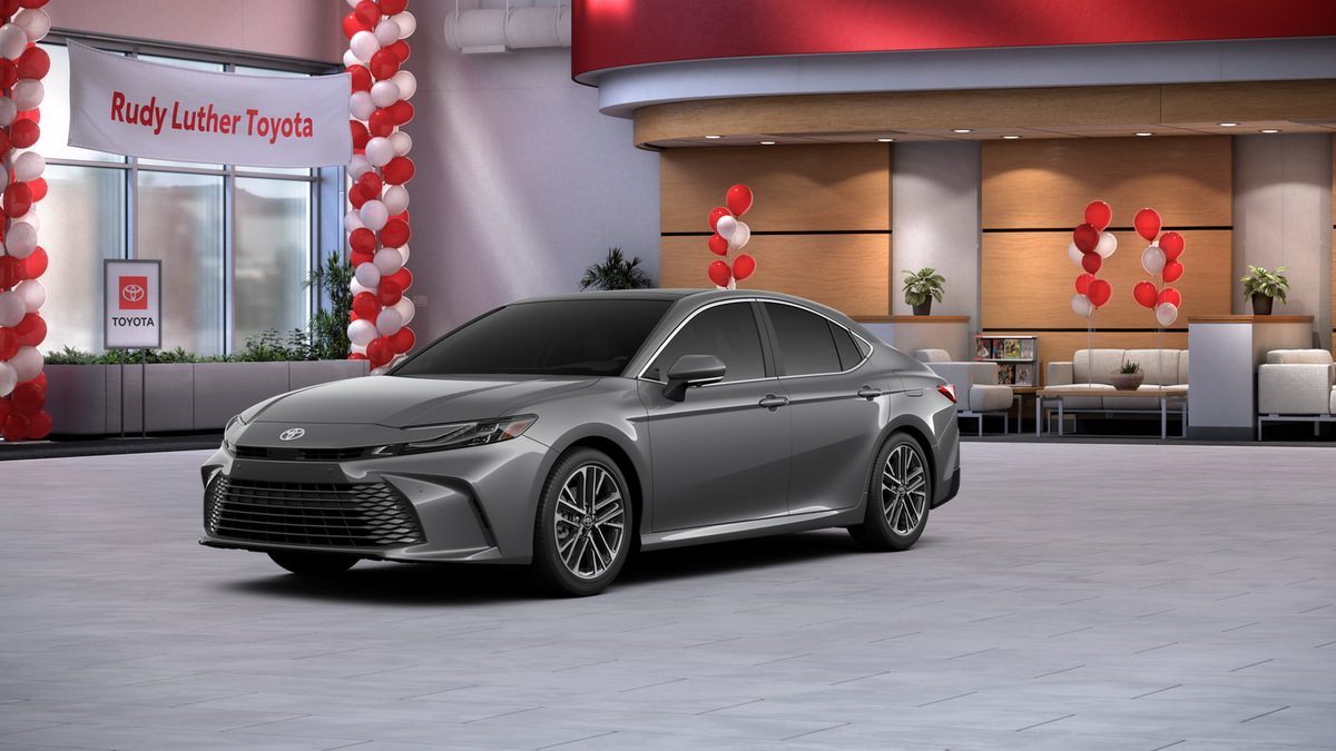 2026 Toyota Camry XLE's photo