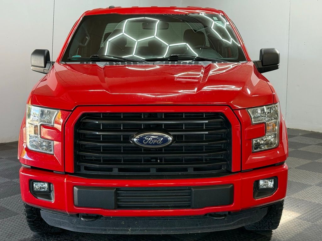 2016 Ford F-150 XLT photo 3