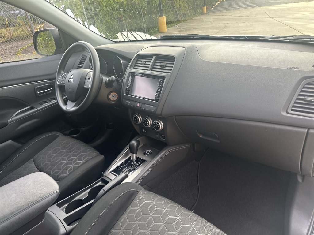 2023 Mitsubishi Outlander Sport ES photo 20