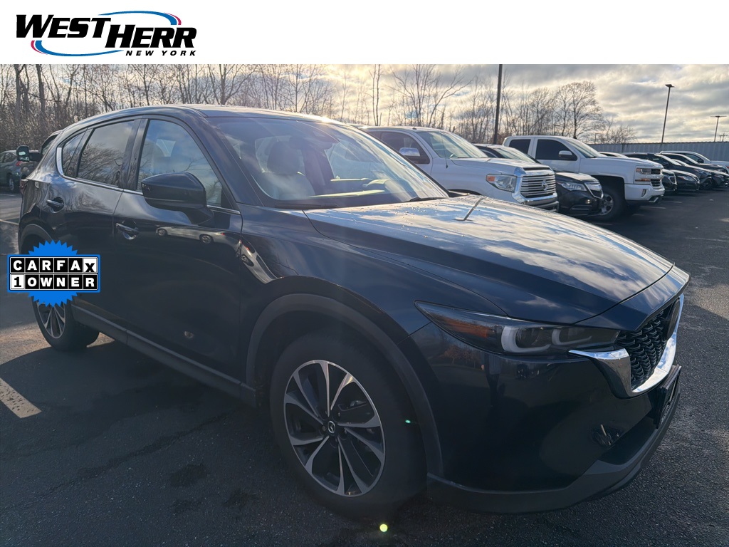 2022 Mazda CX-5 S Premium package's photo