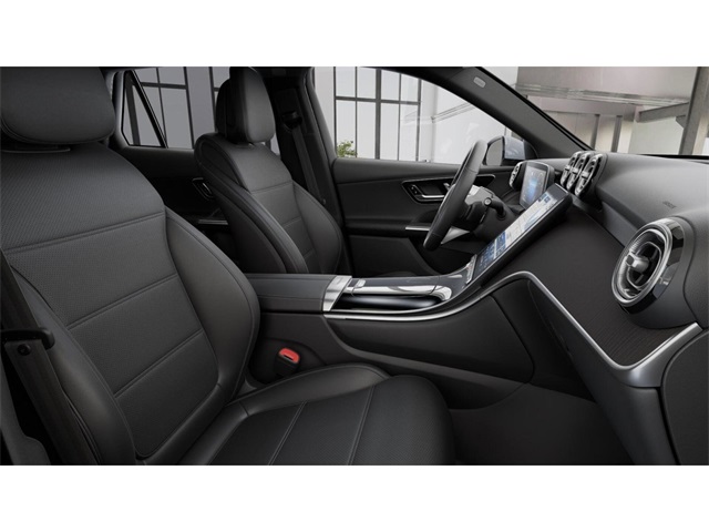 2026 Mercedes Benz GLC 300 4MATIC photo 4