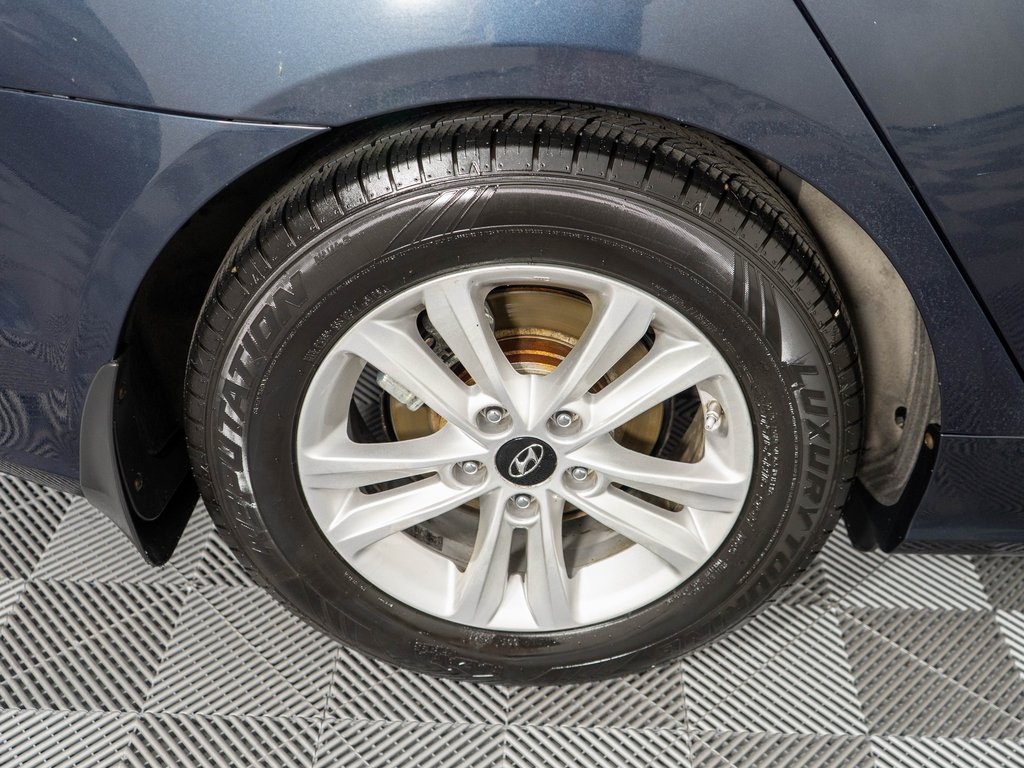 2012 Hyundai Sonata GLS photo 26