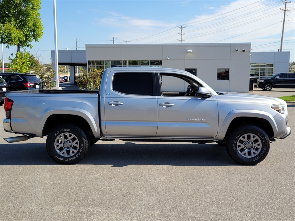 2018 Toyota Tacoma SR5 Double Cab V6 photo 2