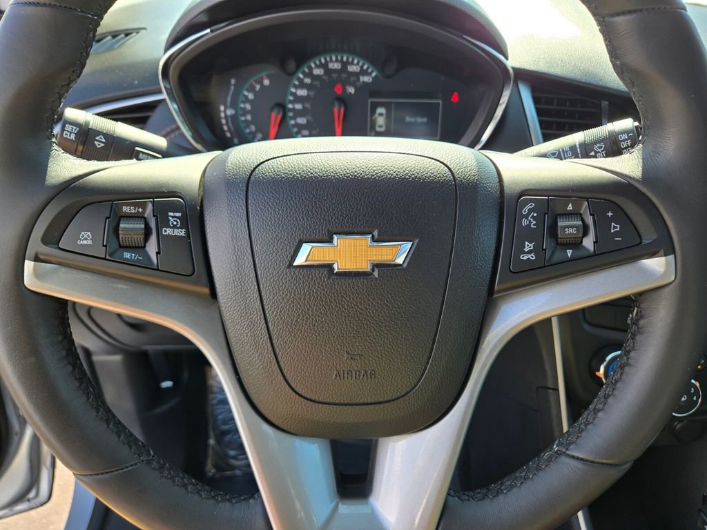 2022 Chevrolet Trax LT photo 22