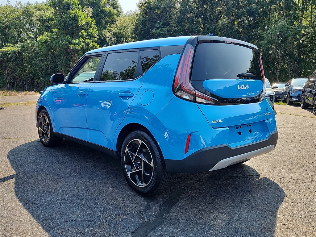 2023 Kia Soul EX photo 4