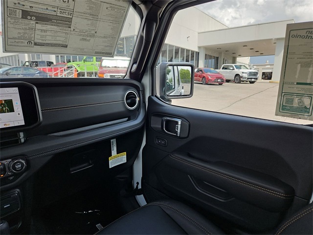 2025 Jeep Gladiator Texas Trail Sport photo 3