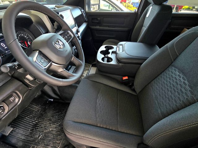 2026 Ram 5500 Tradesman photo 16
