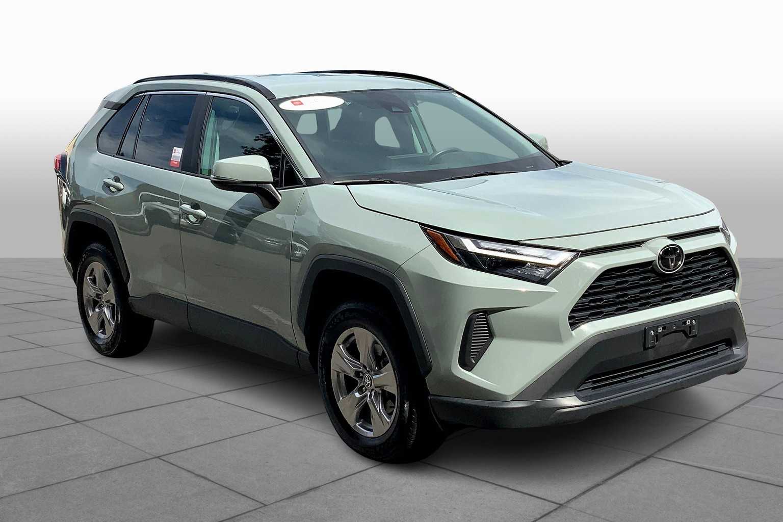 Used 2023 Toyota RAV4 XLE with VIN 2T3W1RFV2PW281190 for sale in Kansas City