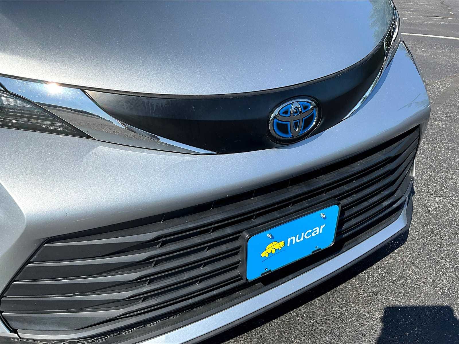 2023 Toyota Sienna LE photo 31