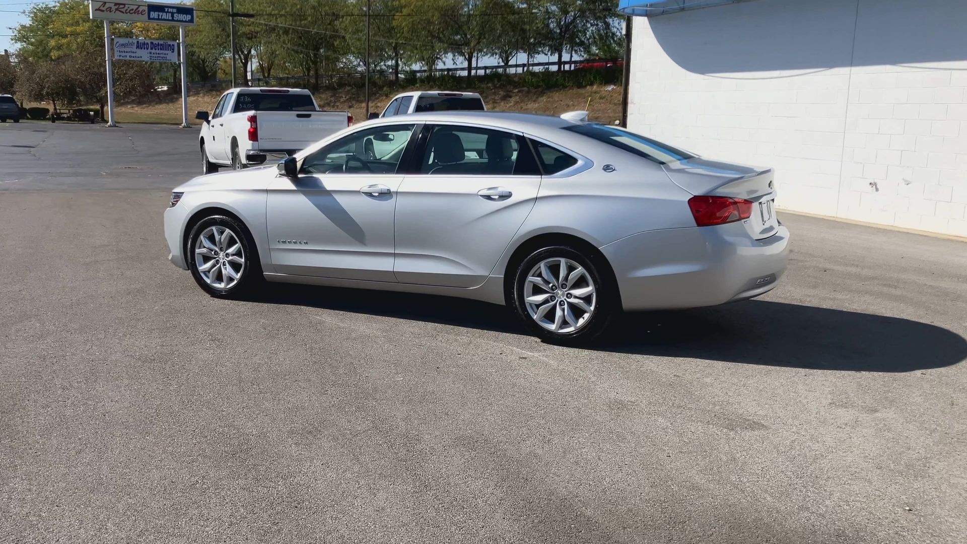 2017 Chevrolet Impala 1LT photo 25