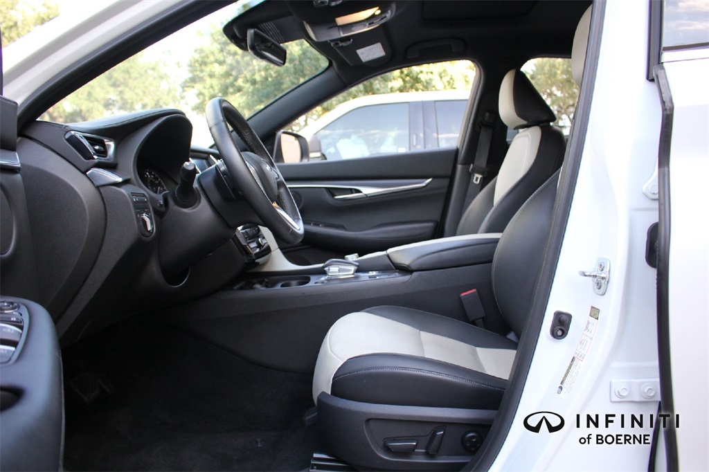 2024 Infiniti QX55 Luxe photo 9