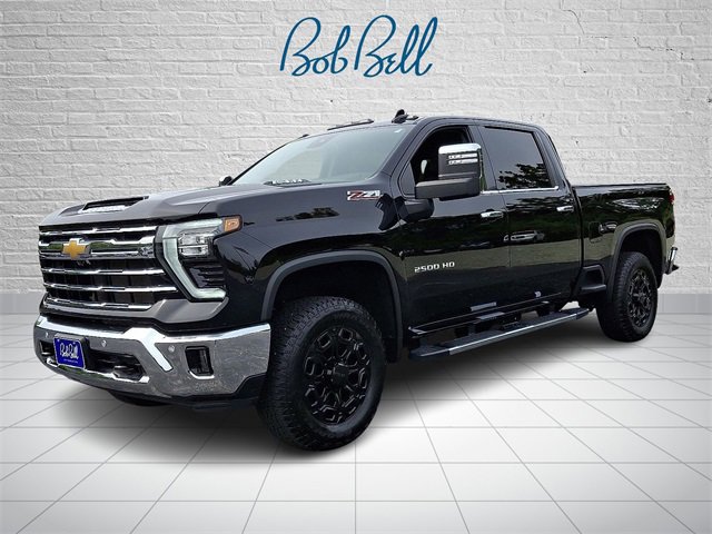 2024 Chevrolet Silverado 2500HD LTZ photo 3