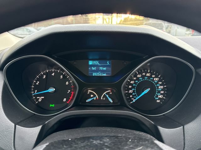 2012 Ford Focus SE's photo