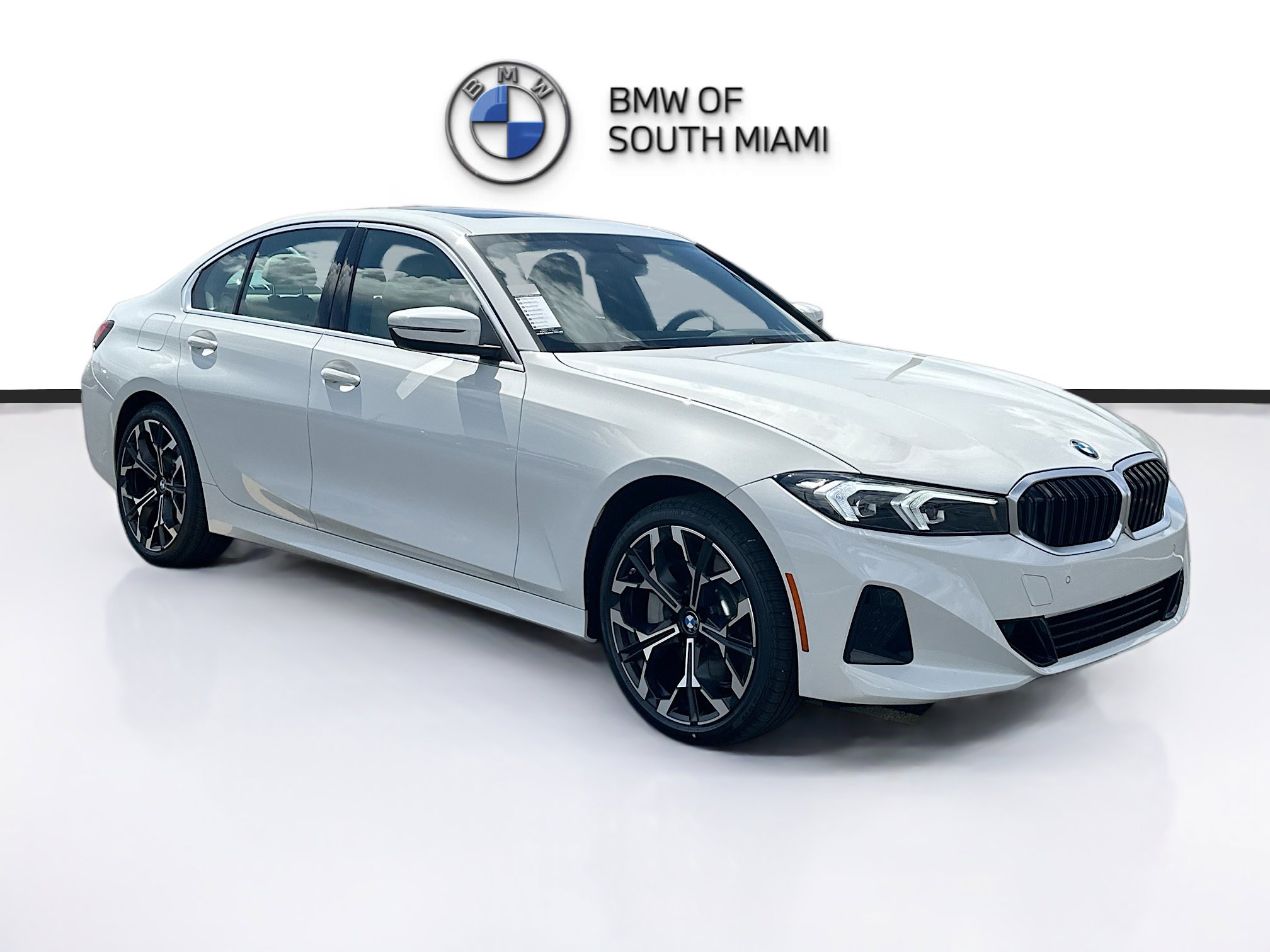 2025 BMW 3 Series 330i's photo