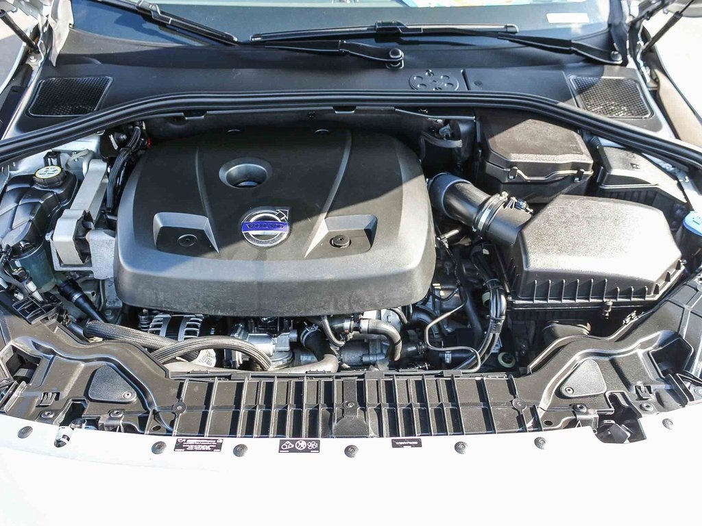 2015 Volvo S60 T5 Premier photo 23