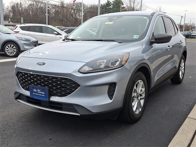 2022 Ford Escape SE photo 4