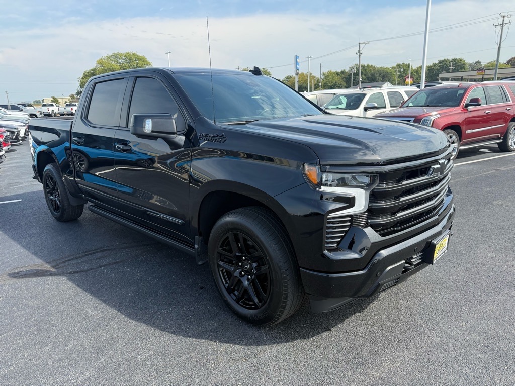 2024 Chevrolet Silverado 1500 High Country photo 5