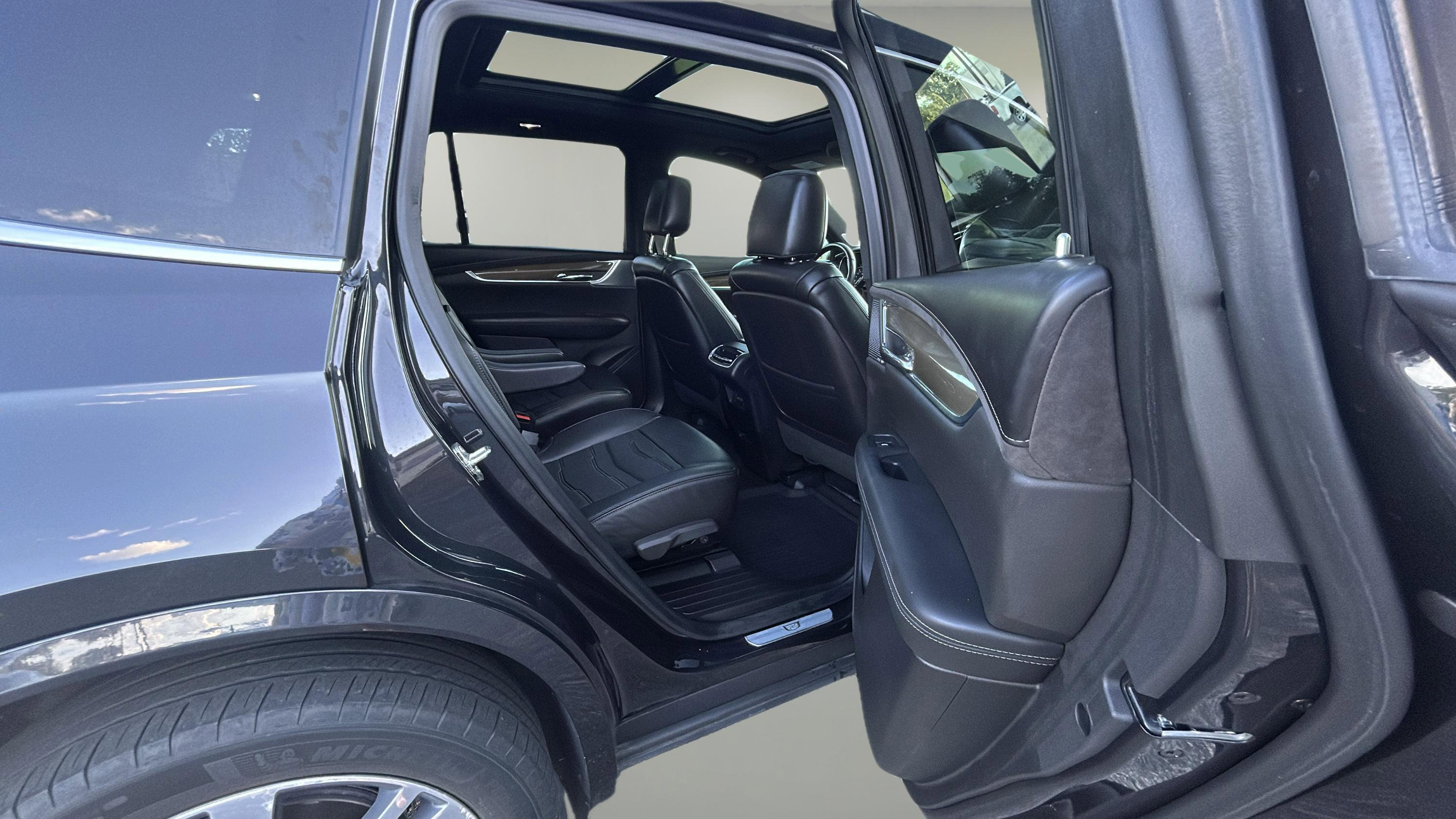 2020 Cadillac XT6 Premium Luxury photo 14