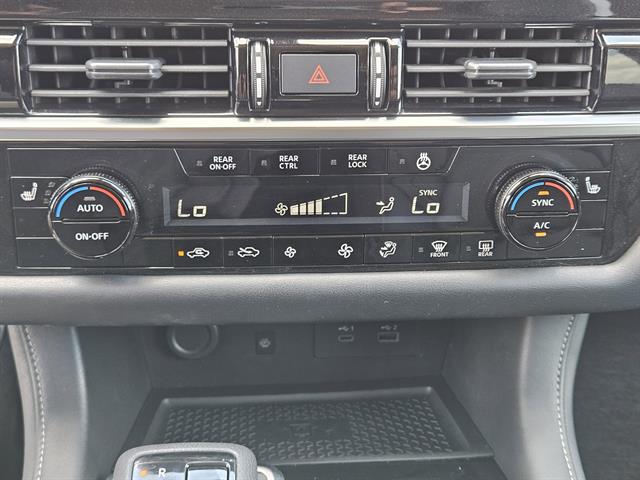 2024 Nissan Pathfinder SL photo 14