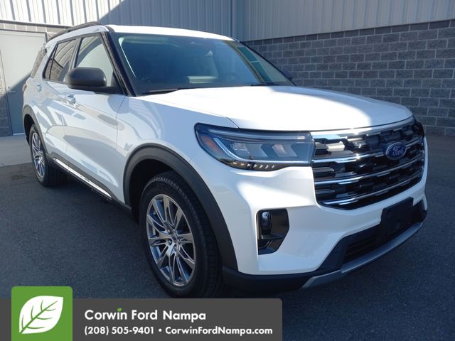 2025 Ford Explorer Active's photo