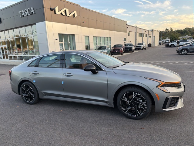 2026 Kia K5 GT-Line photo 2