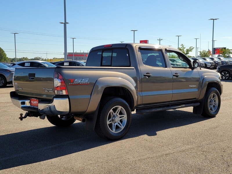 2013 Toyota Tacoma V6 PreRunner photo 3
