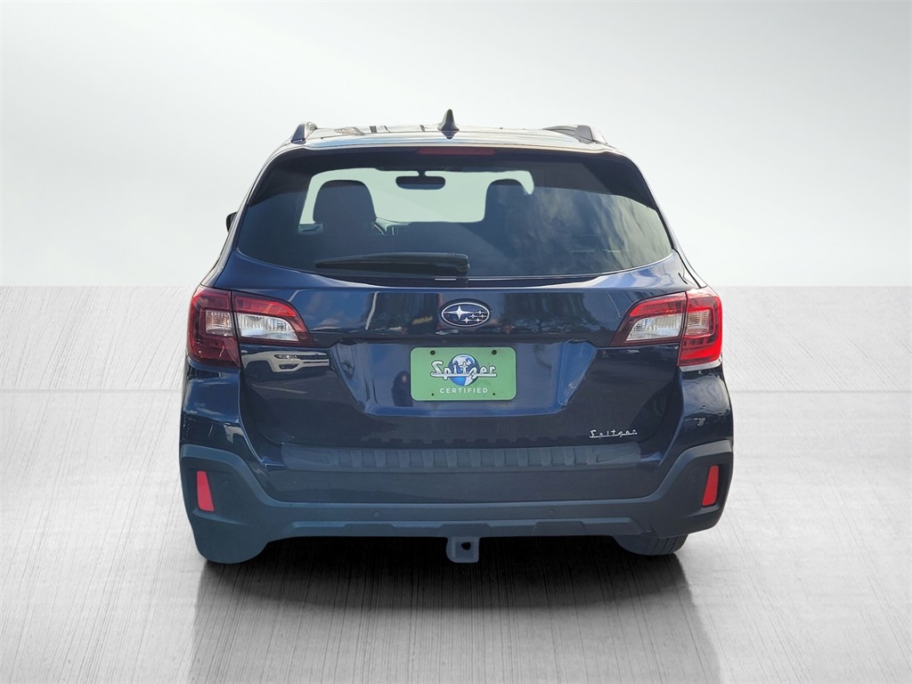 2018 Subaru Outback Touring photo 5