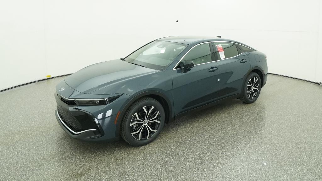 2026 Toyota Crown XLE's photo