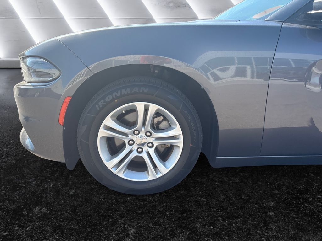 2022 Dodge Charger SXT photo 24