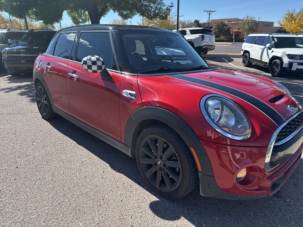 2018 Mini Cooper 4 Door Hardtop Base photo 3