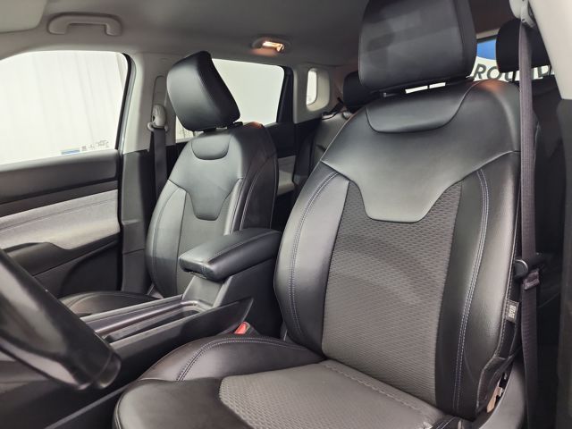 2022 Jeep Compass Latitude photo 28