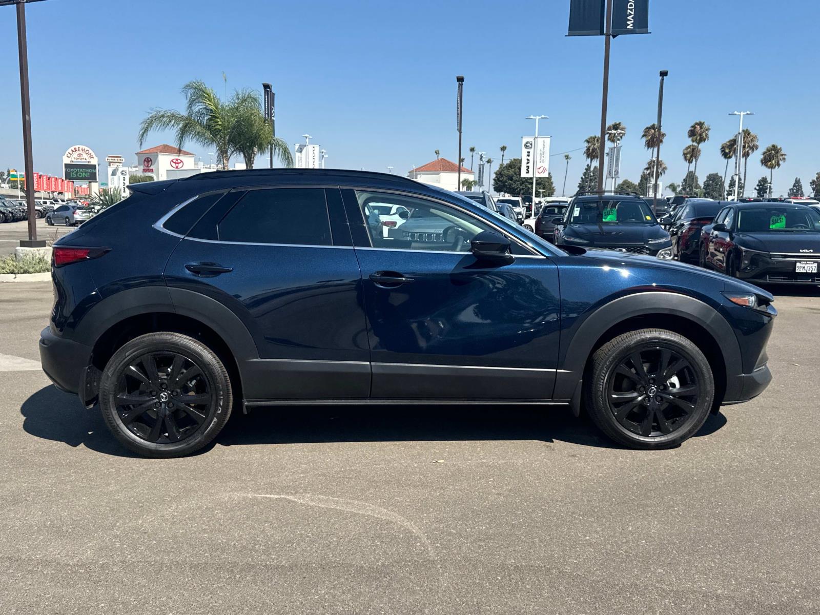 2025 Mazda CX-30 2.5 Turbo Premium Plus photo 4