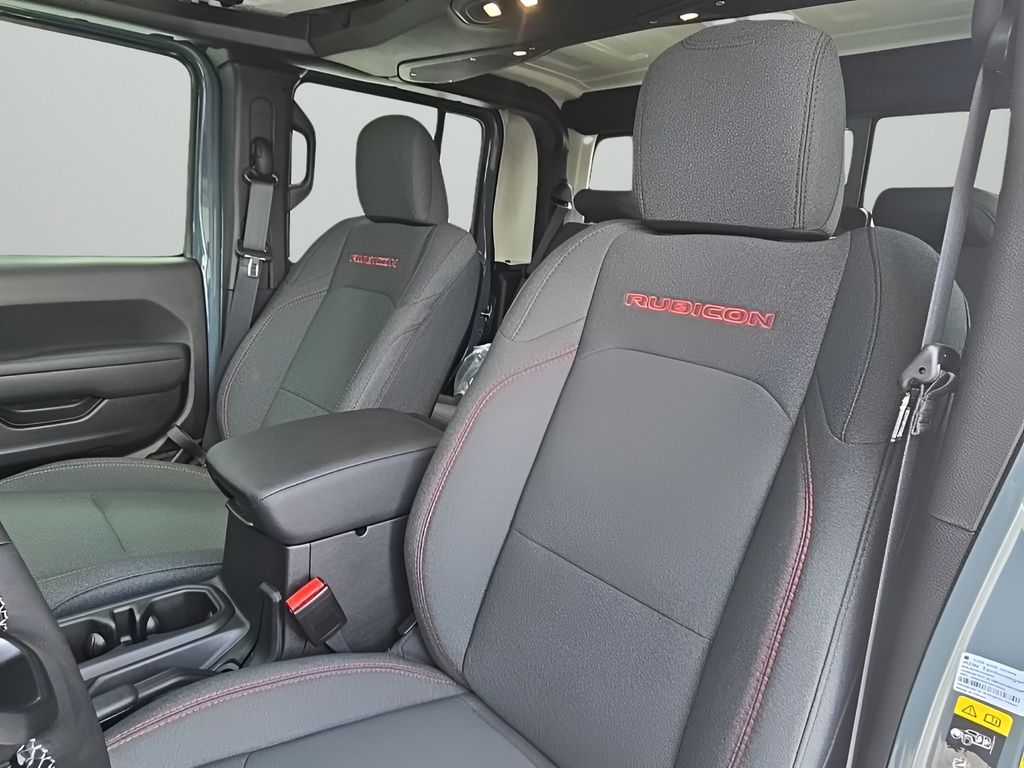 2025 Jeep Gladiator Rubicon photo 27