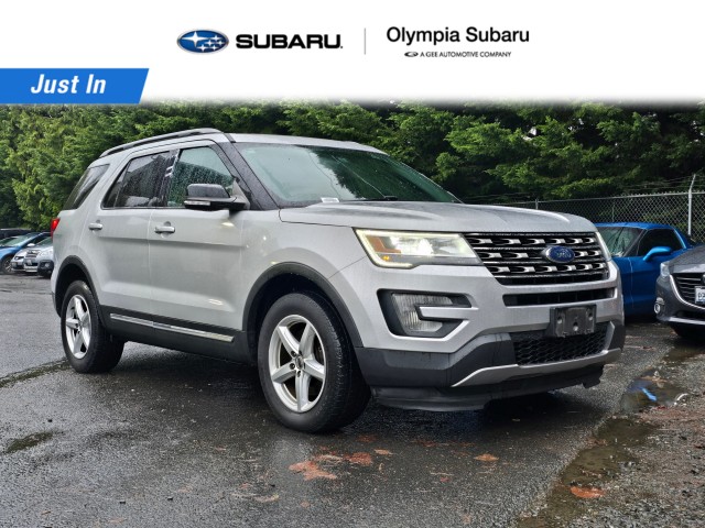 2017 Ford Explorer XLT's photo