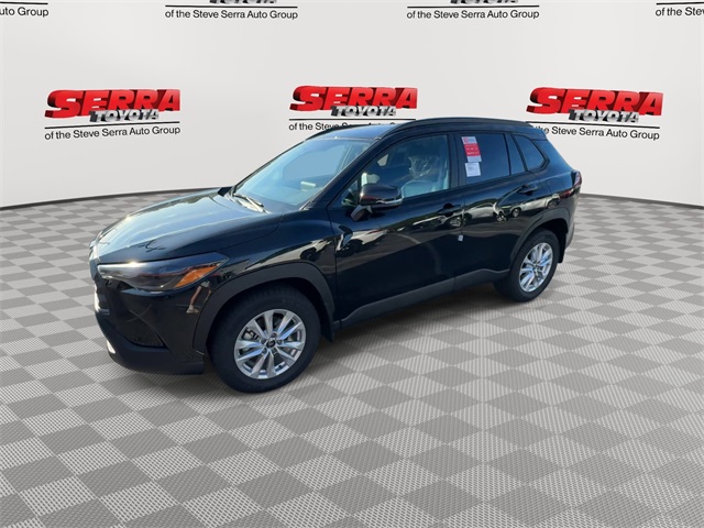 2026 Toyota Corolla Cross LE photo 5