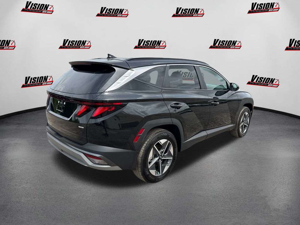 2025 Hyundai Tucson SEL photo 4