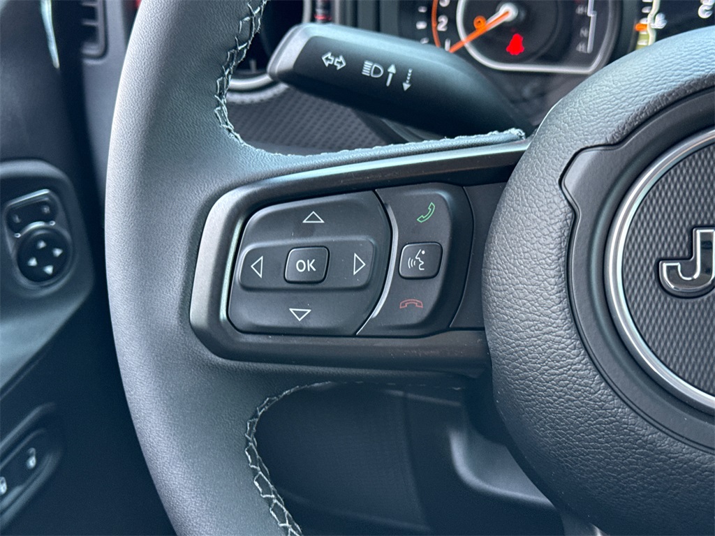 2025 Jeep Gladiator Rubicon photo 21