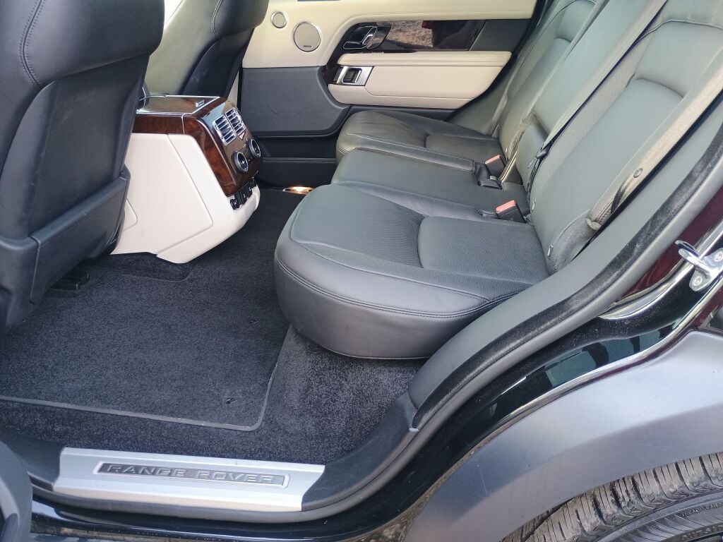 2021 Land Rover Range Rover P525 HSE HSE Westminster Edition photo 16