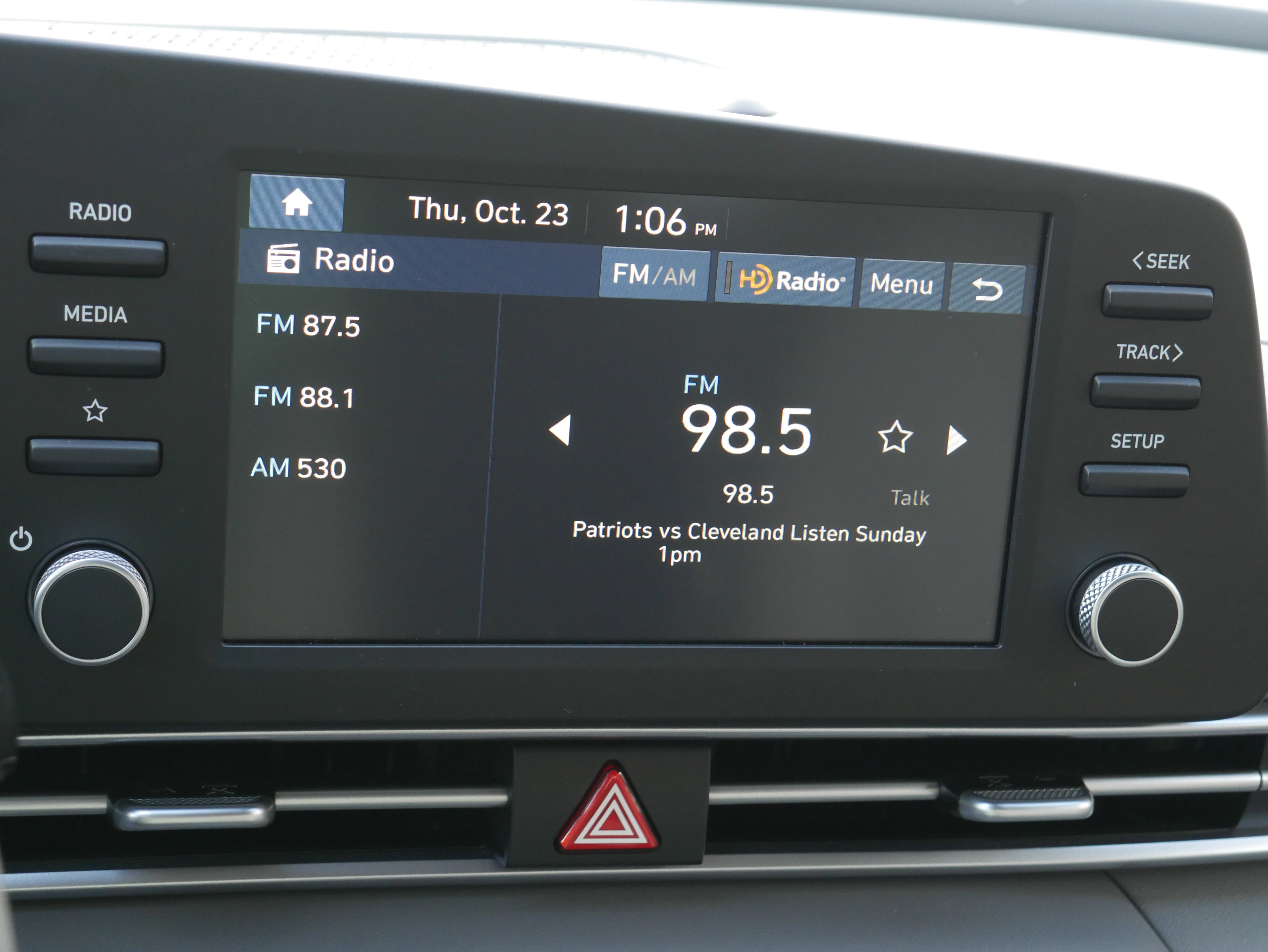 2025 Hyundai Elantra SEL Sport photo 4