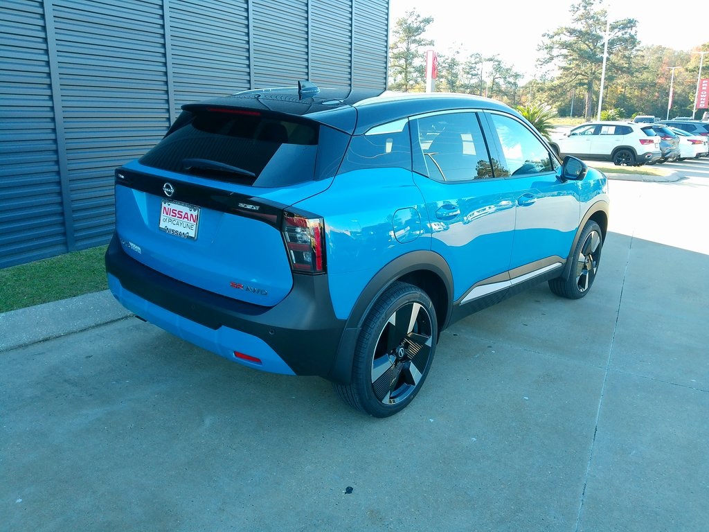 2025 Nissan Kicks SR photo 3
