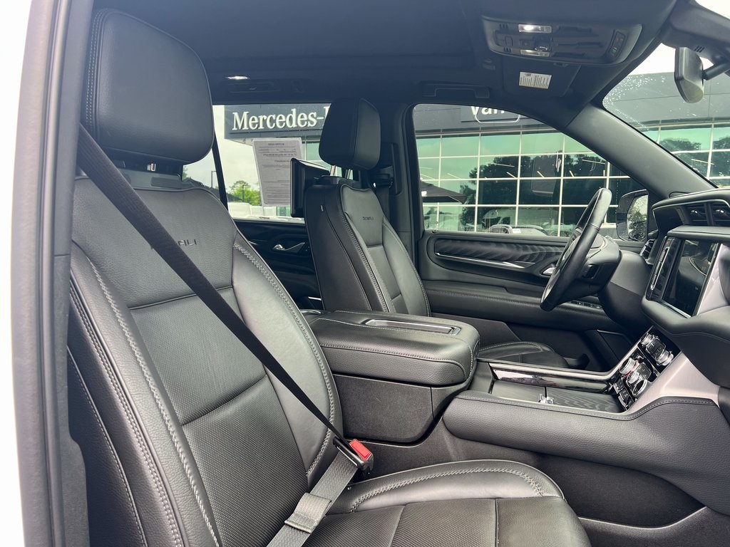 2022 Gmc Yukon Denali photo 3